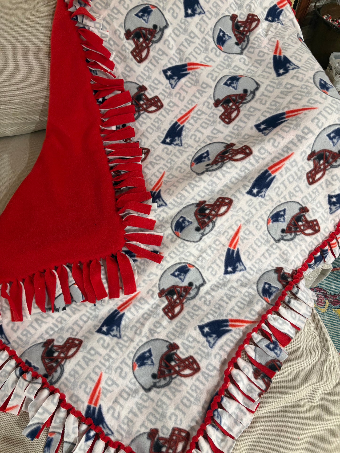 Fleece Tie Blanket ( New England Patriots)