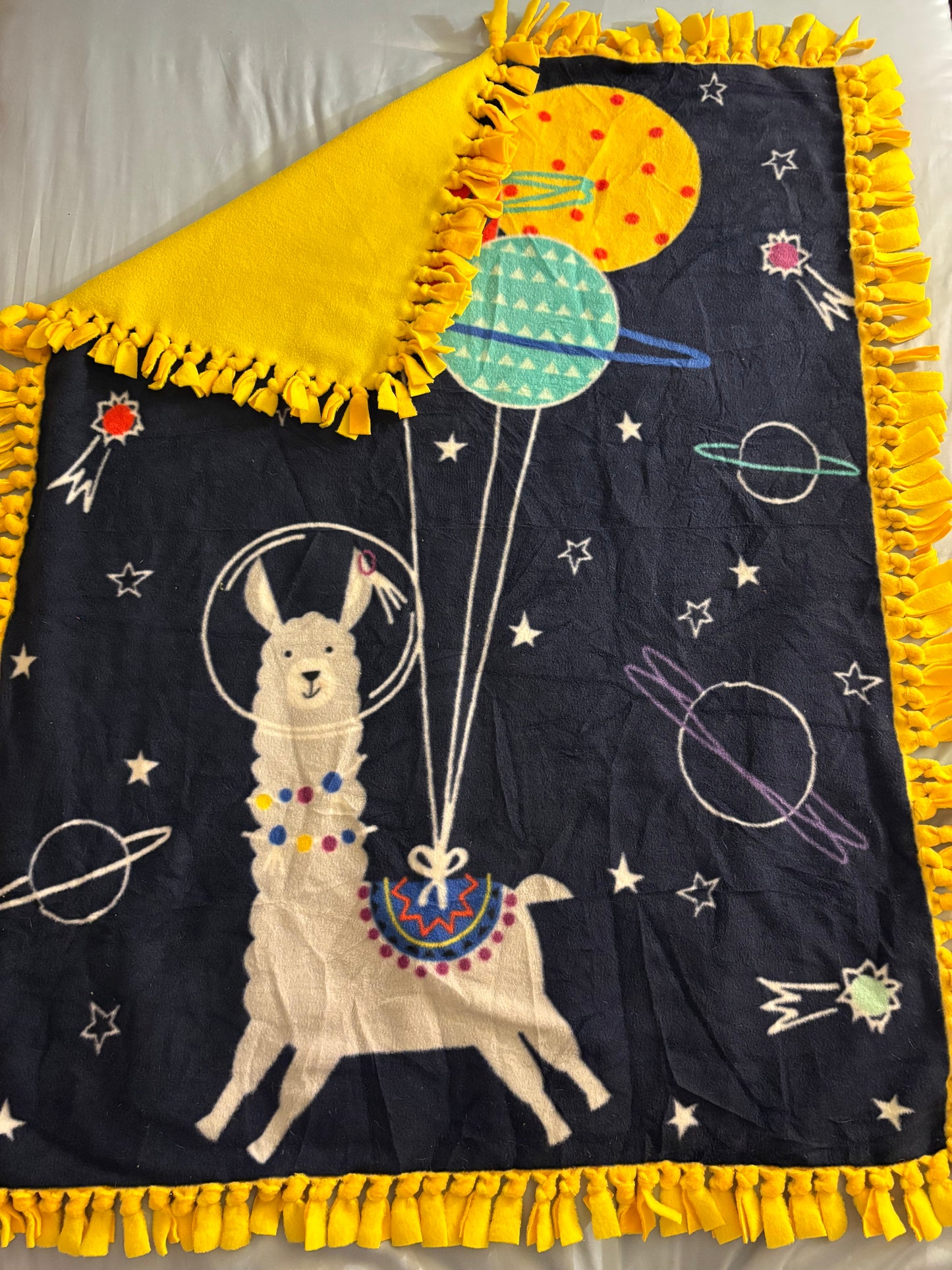 Fleece Tie Blanket (Space / Alpaca Design)