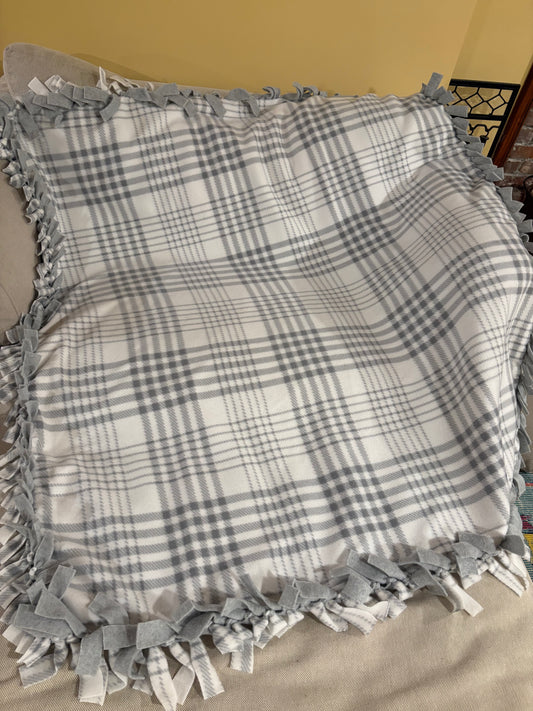 White & Gray Fleece Tie Blanket — Double Knot Finished Edge