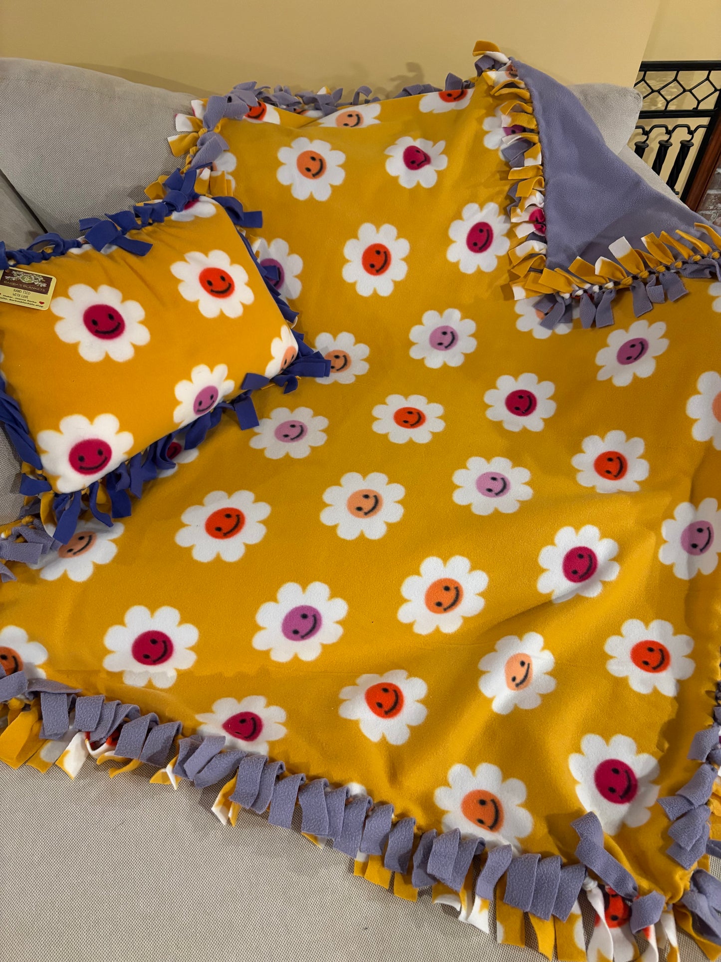 Flower Fleece Tie Blanket & Pillow Set — Double Knot Fringe | Yellow, Pink & Purple